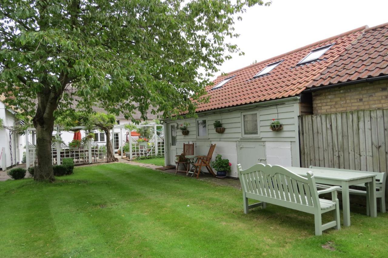 The Old Stables, Whitehall Farmhouse, Oakington Cambridge  Bagian luar foto