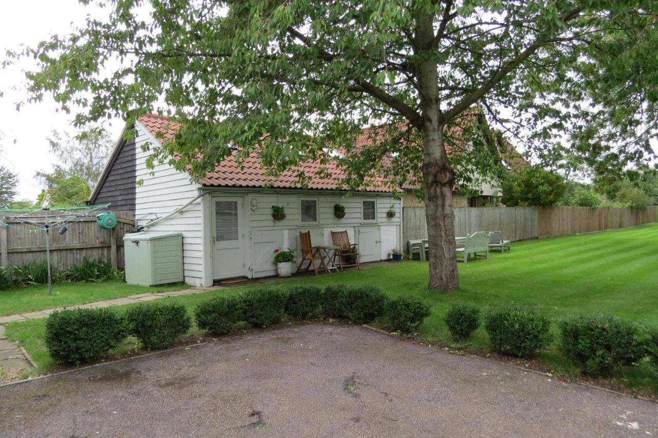 The Old Stables, Whitehall Farmhouse, Oakington Cambridge  Bagian luar foto